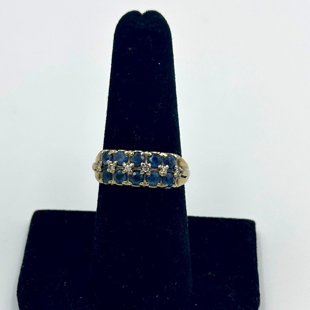SOLD! 14k Yellow Gold Ring with 2 Rows of 5 Sapphires each & 6 Natural Diamonds - Picture 4 of 7